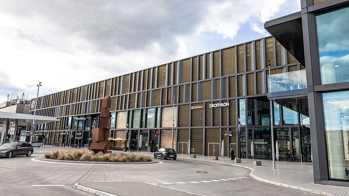 Cano Einkaufszentrum Singen mit moderner Fassadengestaltung und Eingangsbereich