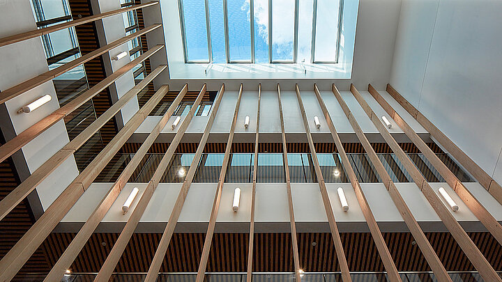 Harris Academy in Sutton, London, Flur
